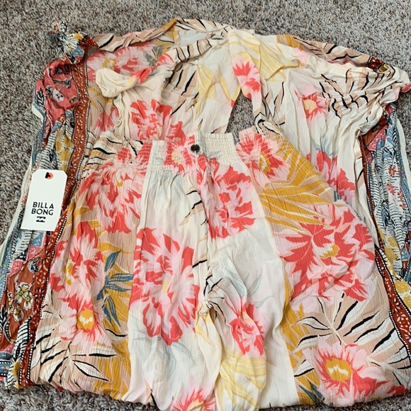 Billabong matching kimono and tulip pant set - Picture 9 of 11